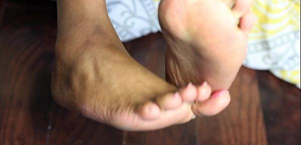  Sienna Dream Sexy Feet